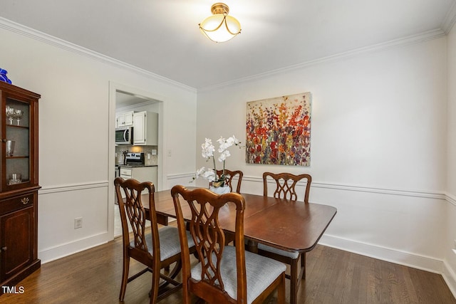 105 Cavendish Dr, Cary, NC 27513 - dining room featuring dark wood-style flooring, crown molding, and baseboards