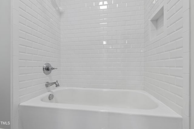 523 Vick Ave, Raleigh, NC 27612 - view of full bath