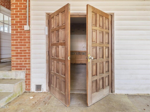 view of exterior entry