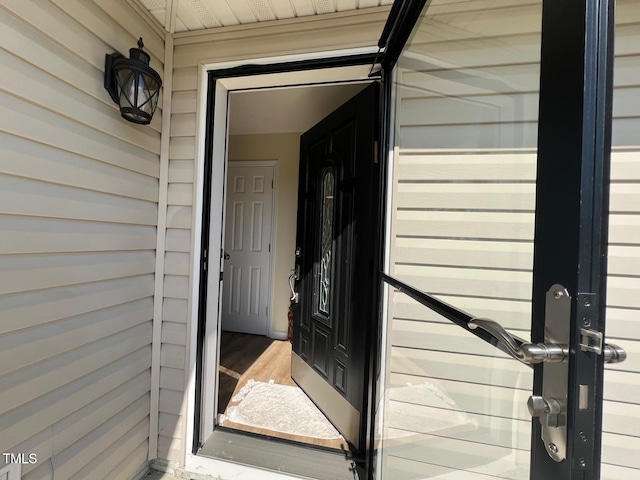 view of property entrance