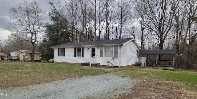 view of front facade with a front lawn