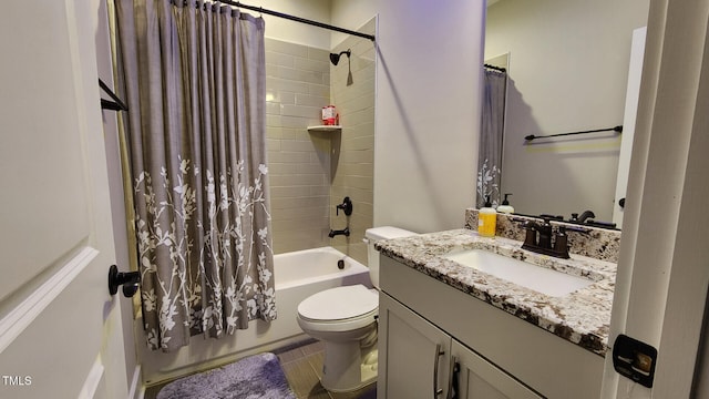 full bath featuring vanity, toilet, and shower / bathtub combination with curtain