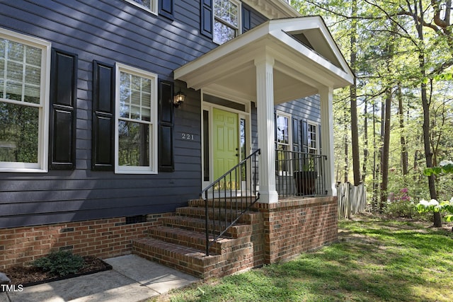 221 Ironwoods Dr, Chapel Hill, NC 27516 - entrance to property featuring crawl space