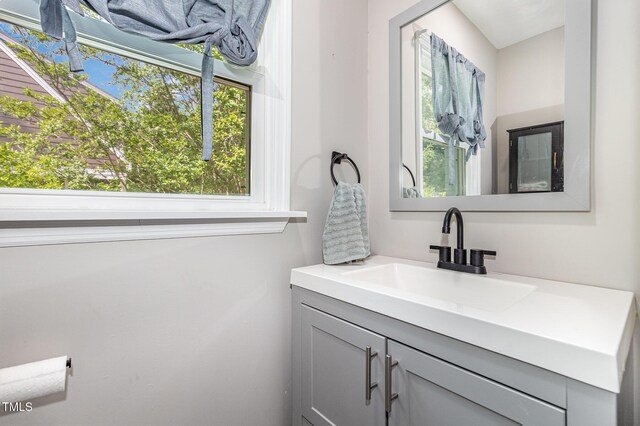 2522 N Roxboro St, Durham, NC 27704 - bathroom with vanity