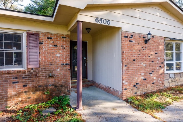6506 Sprucewood Rd, Fayetteville, NC 28304 - property entrance featuring brick siding