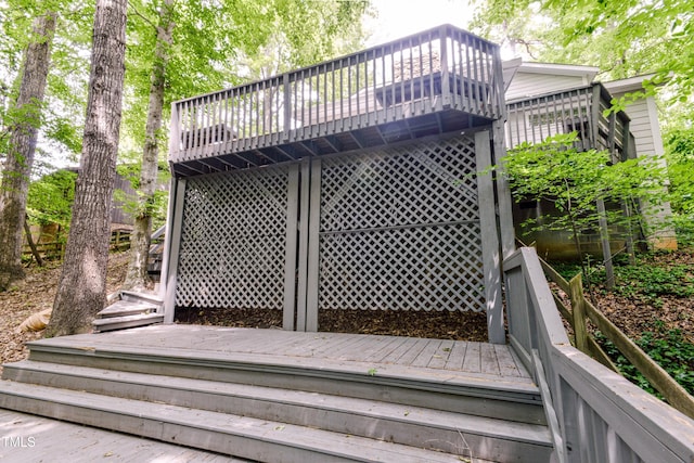 6409 Lakeland Dr, Raleigh, NC 27612 - view of deck