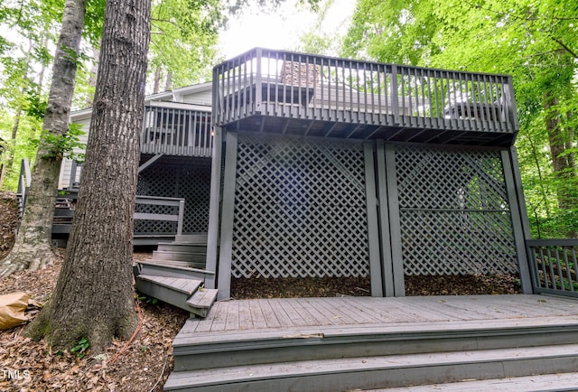 6409 Lakeland Dr, Raleigh, NC 27612 - deck featuring stairs