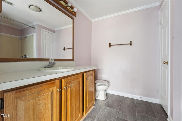 full bath featuring crown molding, vanity, visible vents, toilet, and baseboards