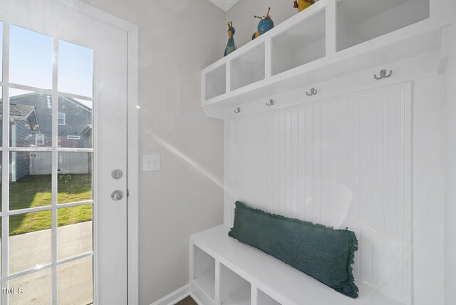 6511 Academic Ave, Raleigh, NC 27616 - view of mudroom