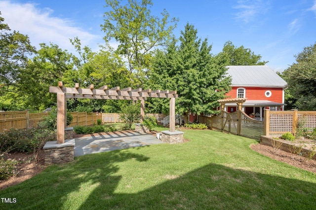109 N Hassel St, Hillsborough, NC 27278 - fenced backyard with a patio