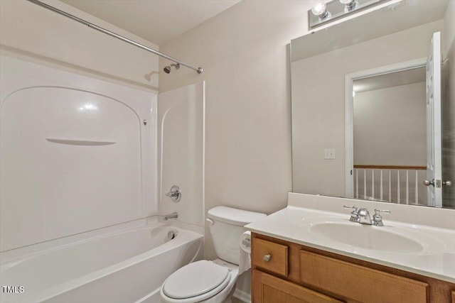 615 Carlton Commons Ln, Cary, NC 27519 - full bathroom featuring toilet, vanity, and washtub / shower combination