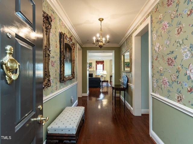 2813 Market Bridge Ln Unit 204, Raleigh, NC 27608 - hall featuring hardwood / wood-style flooring, a chandelier, crown molding, wallpapered walls, and baseboards