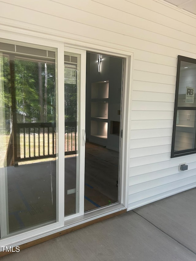 123-125 Ottawa Dr, Louisburg, NC 27549 - view of doorway to property