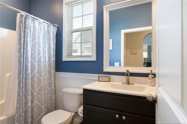 429 Letterfearn Dr, Fayetteville, NC 28311 - full bathroom featuring toilet, vanity, and shower / bath combo