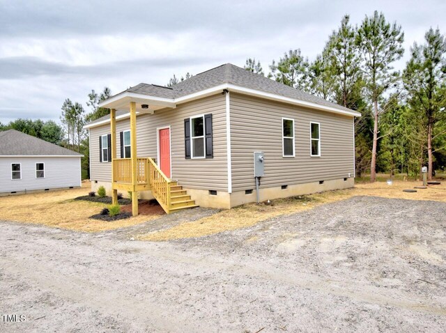 48 S Grace Way, Henderson, NC 27537 - view of front of property featuring crawl space