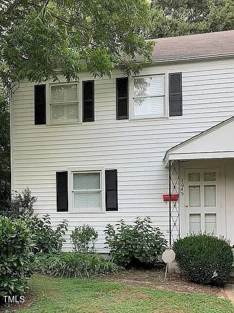 view of home's exterior