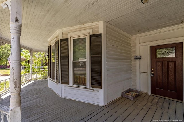107 Church St, Red Springs, NC 28377 - doorway to property with a porch