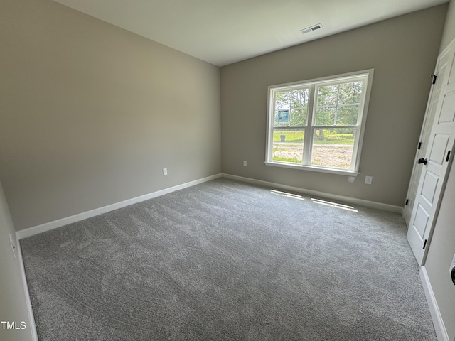 3803 Huntcliff Dr, La Grange, NC 28551 - carpeted empty room with baseboards