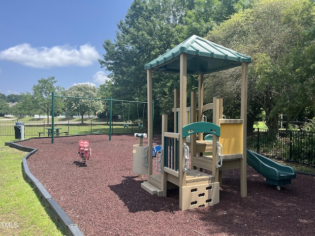 1002 Dogwood Bloom Ln, Knightdale, NC 27545 - view of community play area