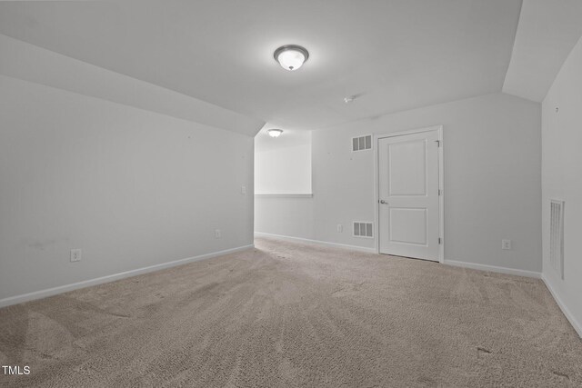 1047 Aberlour Ln, Burlington, NC 27215 - empty room featuring carpet floors, visible vents, and baseboards