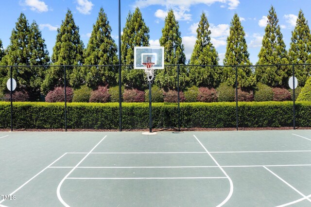 1047 Aberlour Ln, Burlington, NC 27215 - view of basketball court with fence and community basketball court