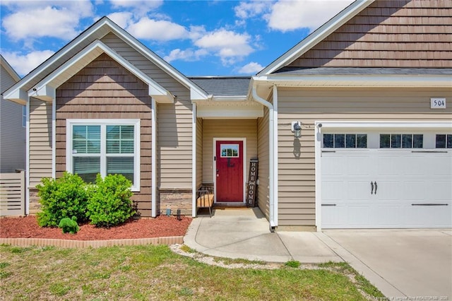 504 Loom Dr, Fayetteville, NC 28306 - view of front facade with an attached garage