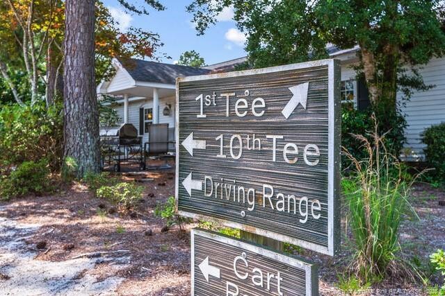 4 Peach Orchard Rd, Wagram, NC 28396