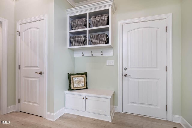83 Vandalia Ave, Chapel Hill, NC 27516 - mudroom with light wood finished floors and baseboards