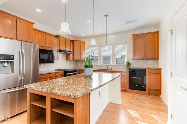 1522 Palmer Hill Dr, Durham, NC 27703 - kitchen with brown cabinets, open shelves, a sink, visible vents, and black appliances