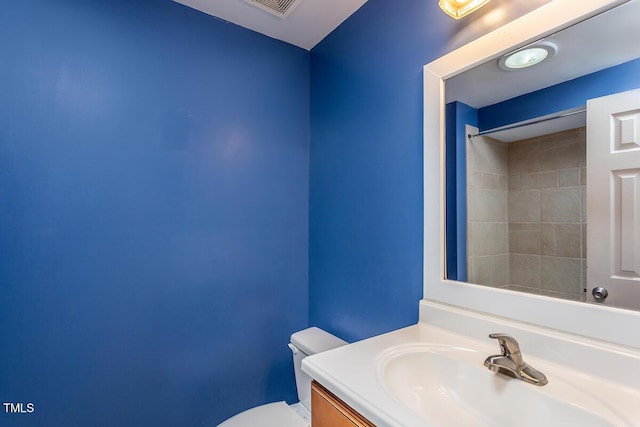 305 Freeman St, Raleigh, NC 27601 - bathroom featuring toilet and vanity
