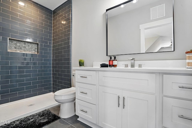 8629 Dukes Lake Rd, Zebulon, NC 27597 - bathroom featuring vanity and a tile shower