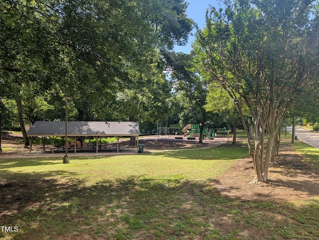 view of grassy yard