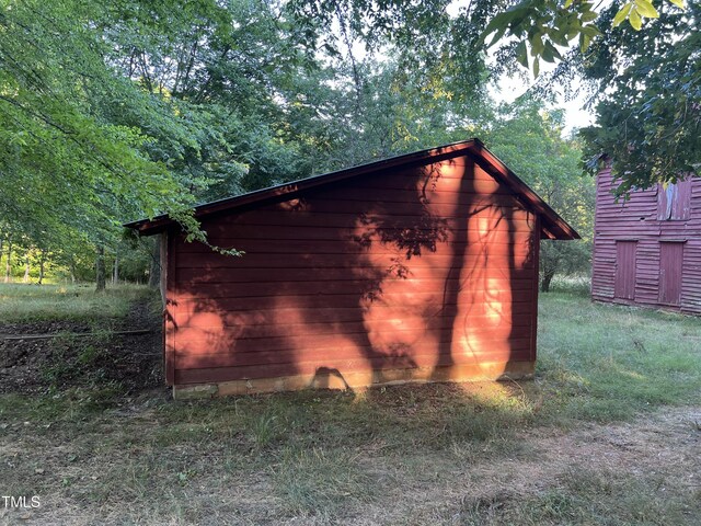 view of side of property