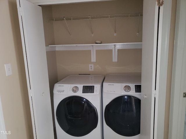 725 Van Thomas Dr, Raleigh, NC 27615 - laundry area featuring washing machine and dryer