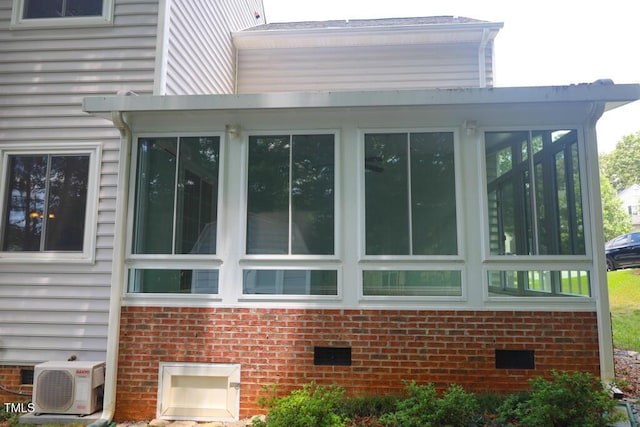 2528 Beech Gap Ct, Raleigh, NC 27603 - view of property exterior with a sunroom and crawl space