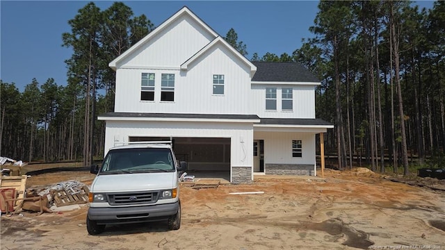 1114 Wolf Pine Ct, Fayetteville, NC 28311 - modern farmhouse featuring roof with shingles