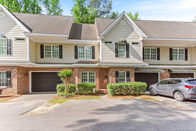 320 Glenburney Dr Unit 104, Fayetteville, NC 28303 - photo 1