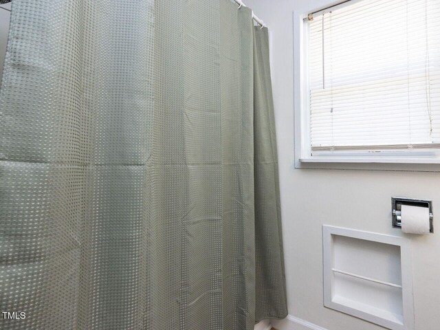 3818 Hillgrand Dr, Durham, NC 27705 - view of bathroom