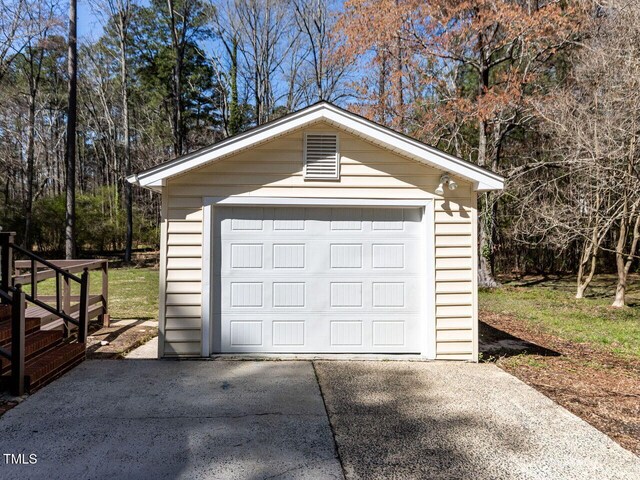 3818 Hillgrand Dr, Durham, NC 27705 - detached garage with driveway