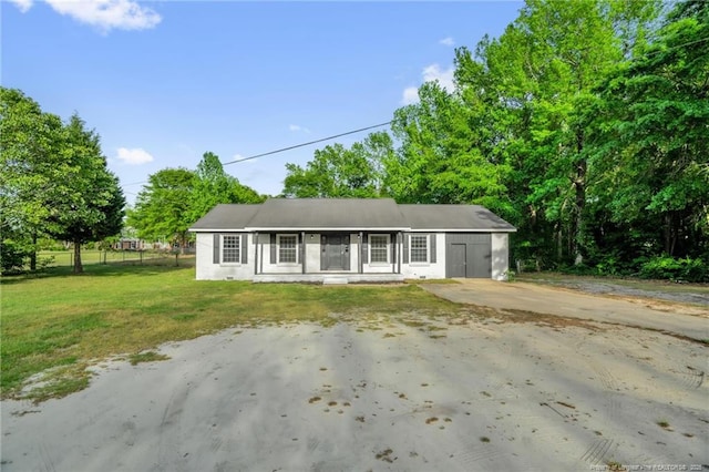 9701 Rockfish Rd, Fayetteville, NC 28376 - ranch-style home featuring a front yard