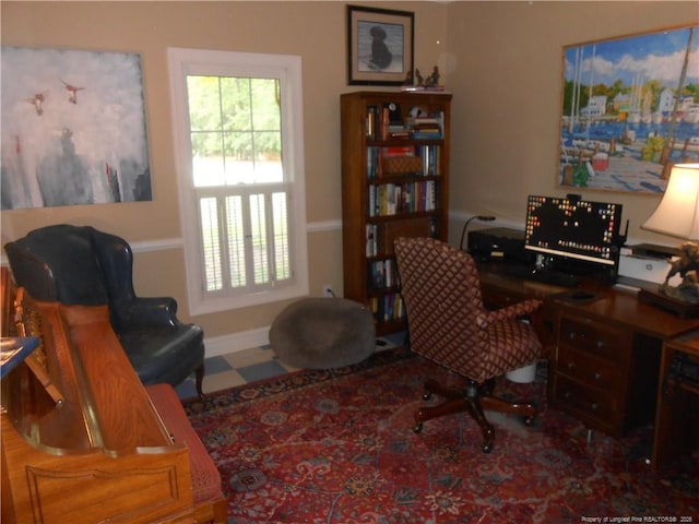 600 Yorkshire Pl, Lumberton, NC 28358 - office featuring baseboards