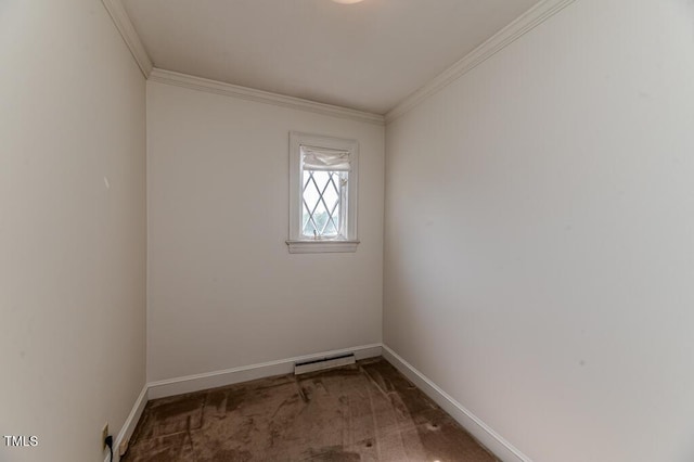 empty room with carpet flooring, baseboards, visible vents, and ornamental molding