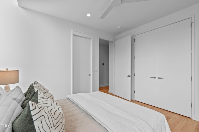 bedroom with recessed lighting, light wood finished floors, and a ceiling fan
