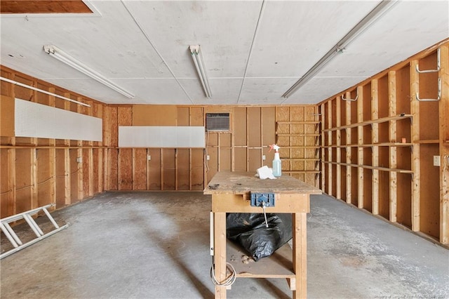 1833 Faber St, Fayetteville, NC 28304 - interior space featuring a wall mounted AC