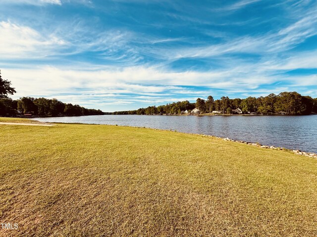 102 Sequoia Dr, Louisburg, NC 27549