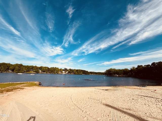 102 Sequoia Dr, Louisburg, NC 27549