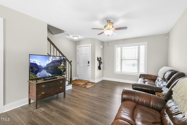 355 S Church St, Coats, NC 27521 - photo 6