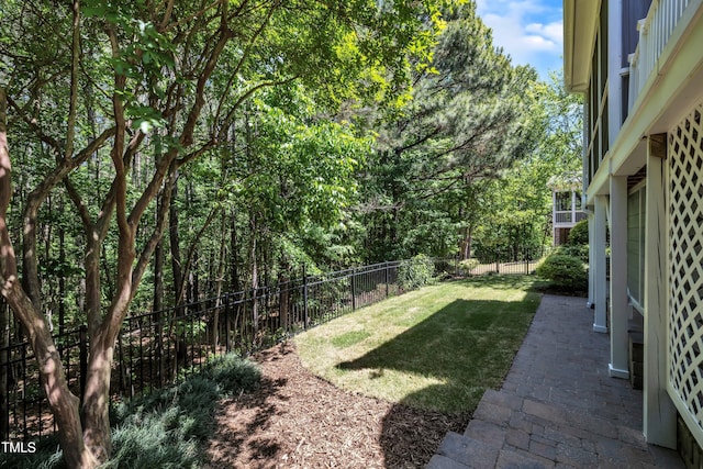 view of yard featuring a fenced backyard and a patio area