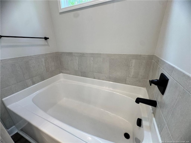 374 Whitestone Dr, Fayetteville, NC 28312 - bathroom featuring a garden tub
