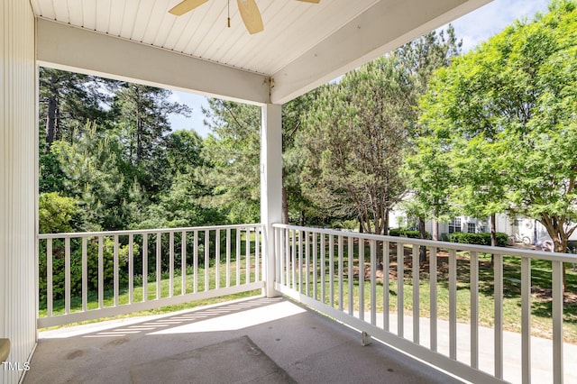balcony with ceiling fan